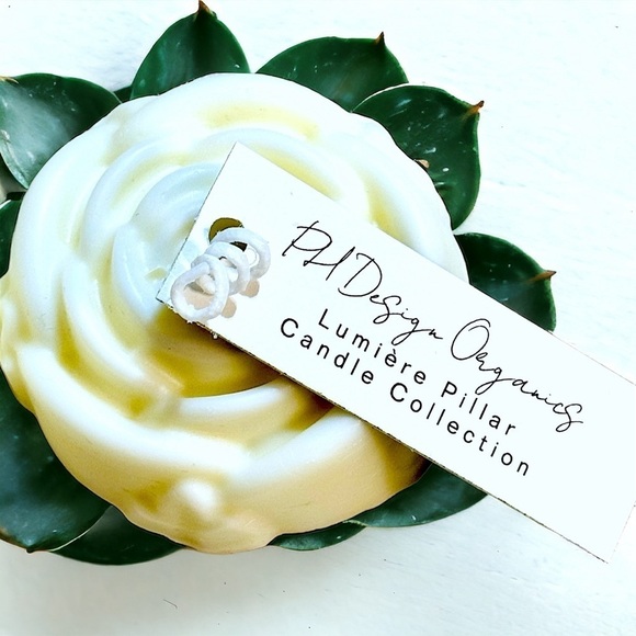 Organic Soy Pillar‎ Candle- notes of Sea Salt & Agave 4oz - Picture 3 of 6